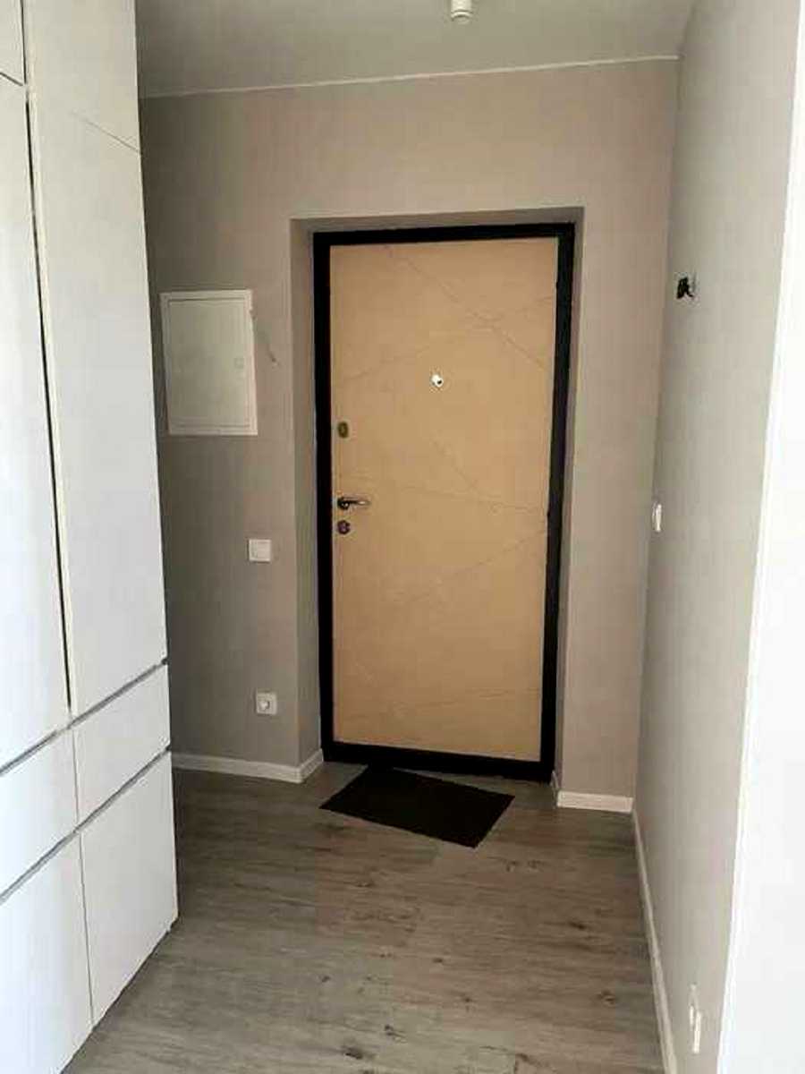 1877015356208445