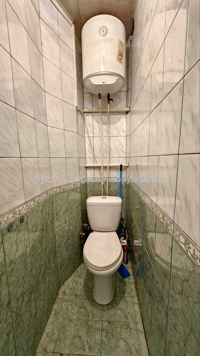 1877015806019431
