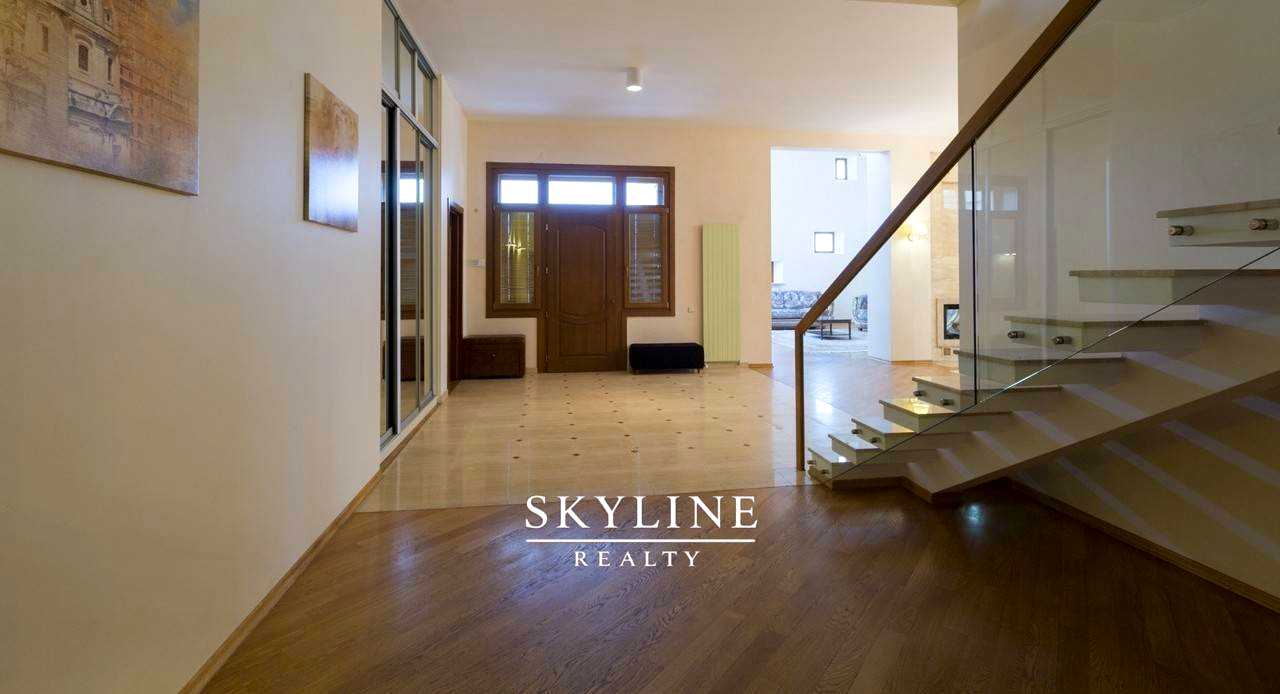 1877016887744501