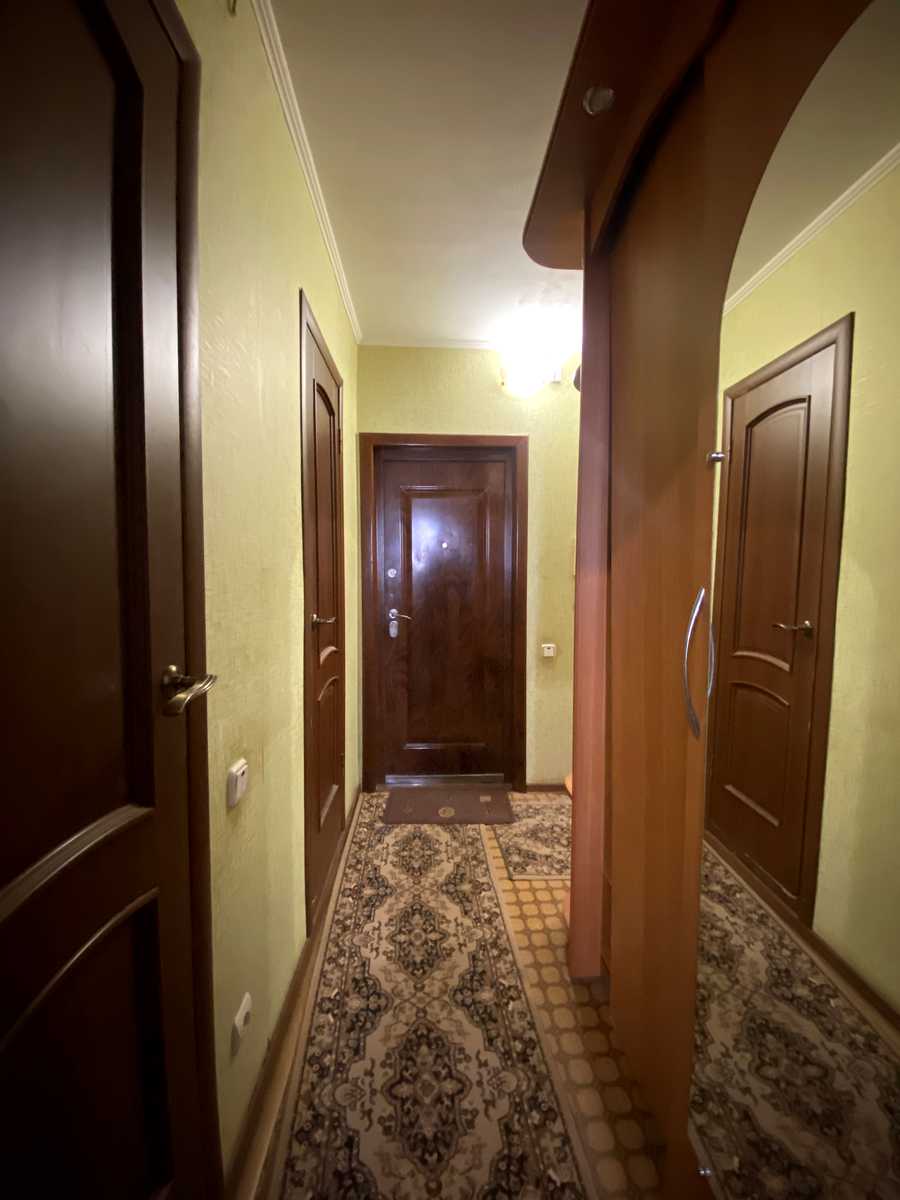 1877017288352418