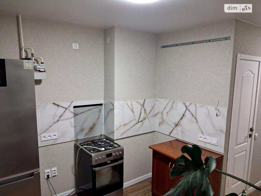 1877017375602971
