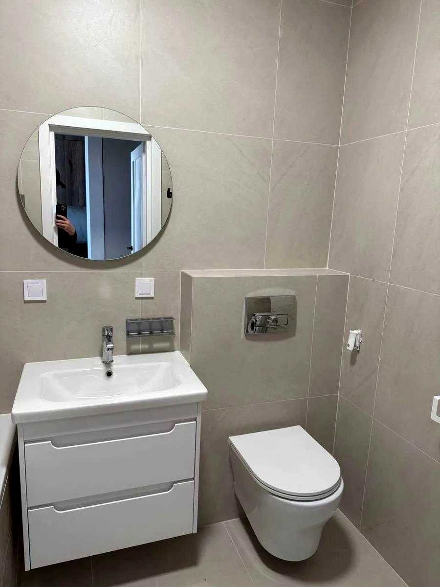 1877019333585435