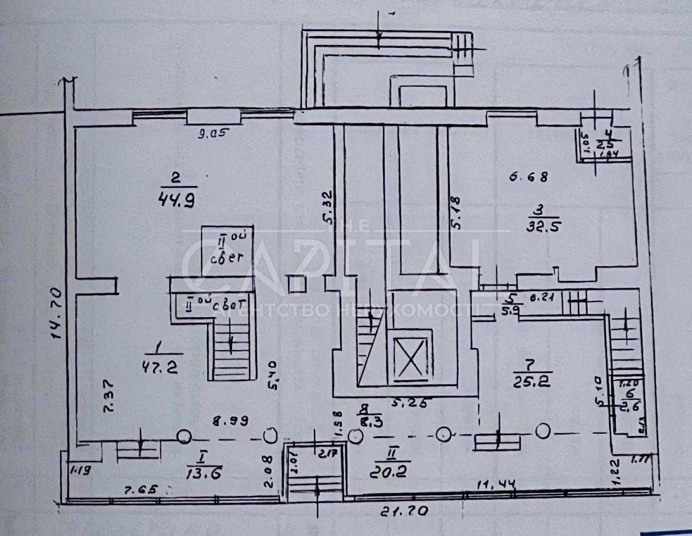 1877019358366636