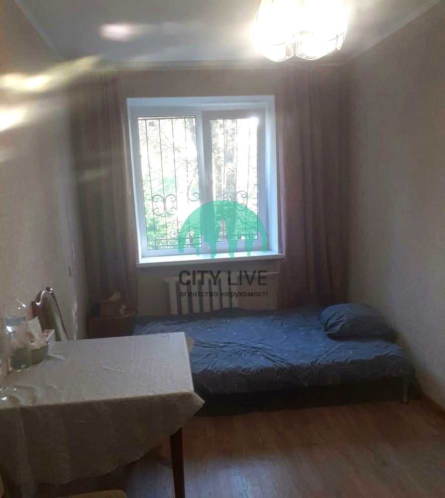 1877019601825200