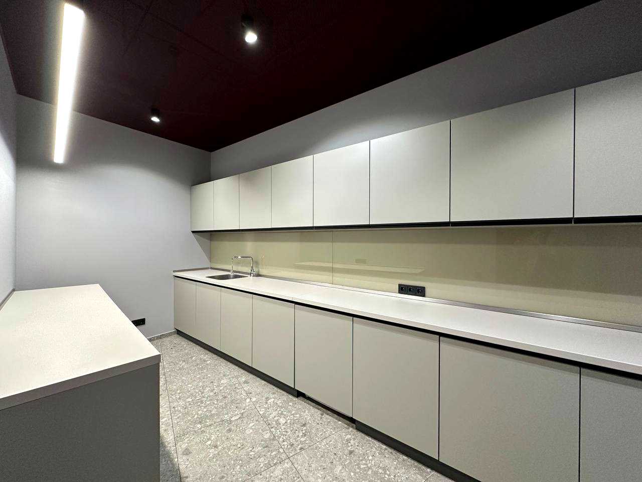 1877020488430314