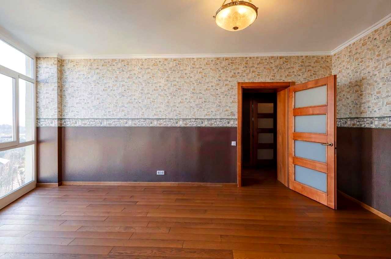 1877023930875883