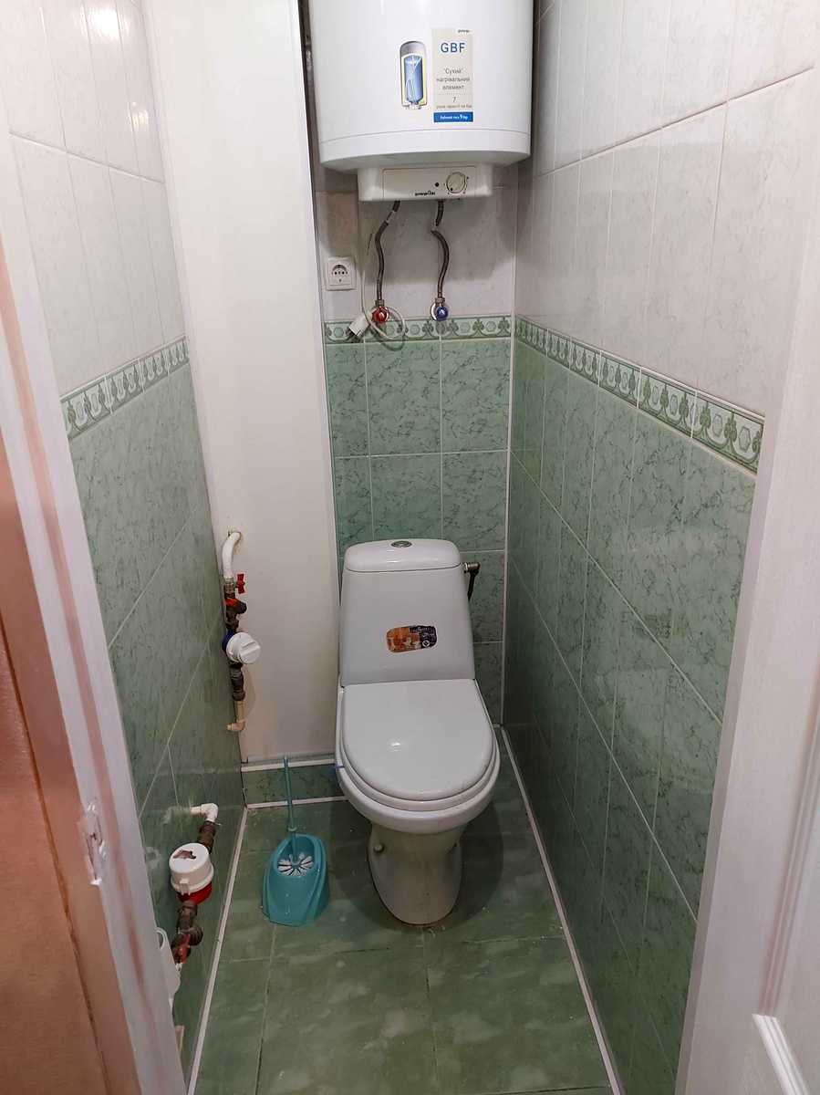 1877023932456359