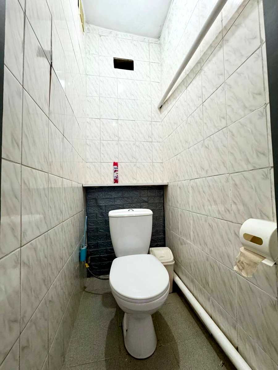 1877024888500629