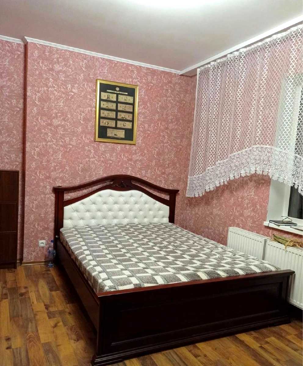 1877024942679849