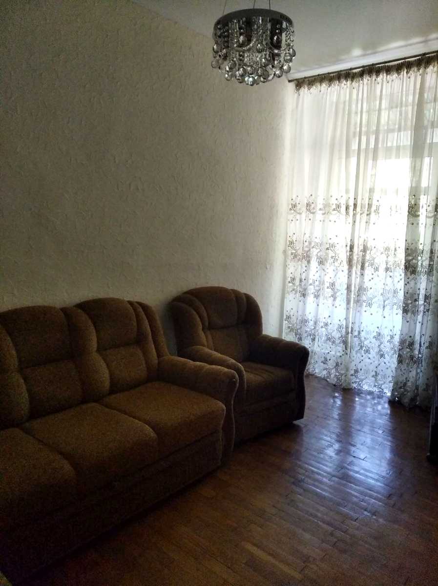 1877025214238234
