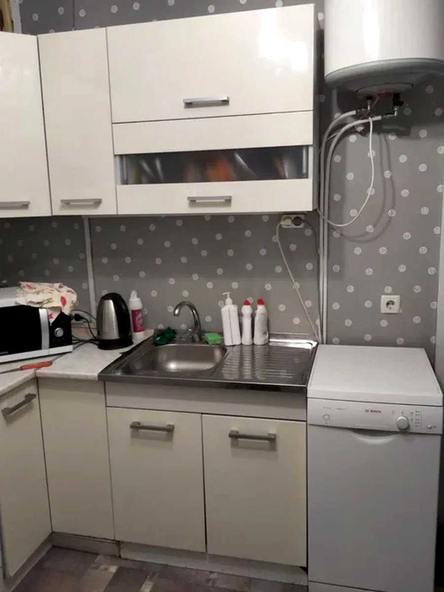 1877025541438664