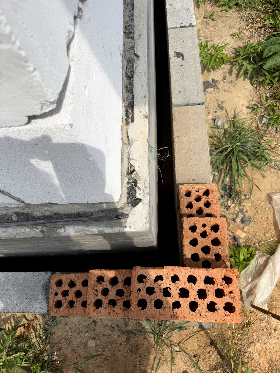 1877025604819242