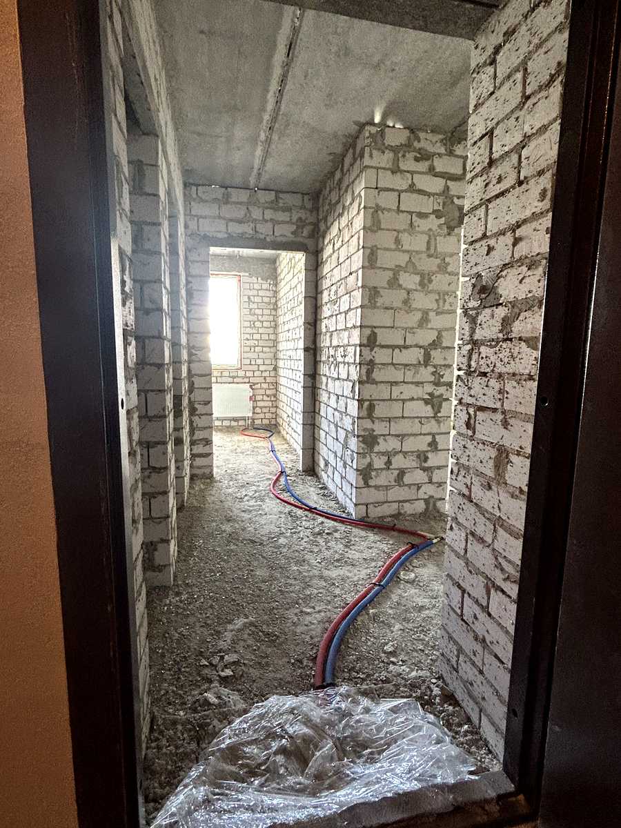 1877025998245426