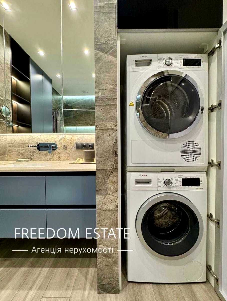 1877026490316869