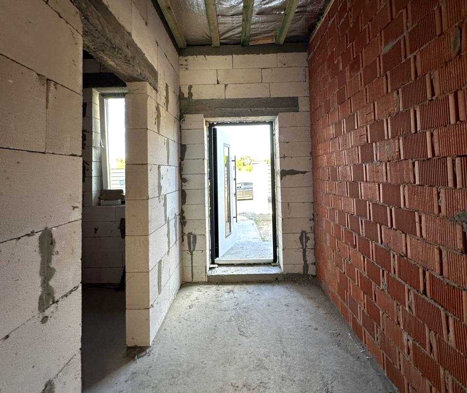 1877026953551176