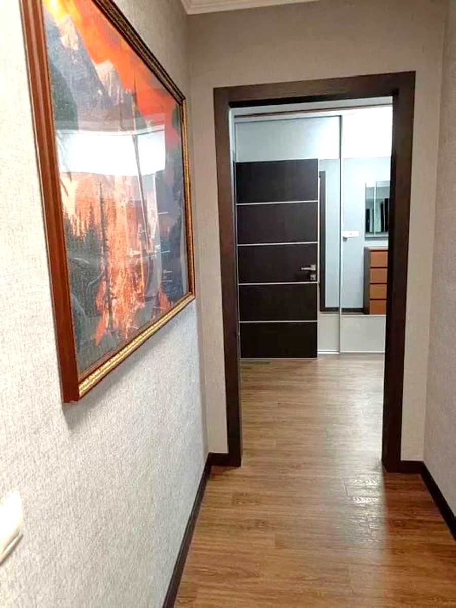 1877027688970815