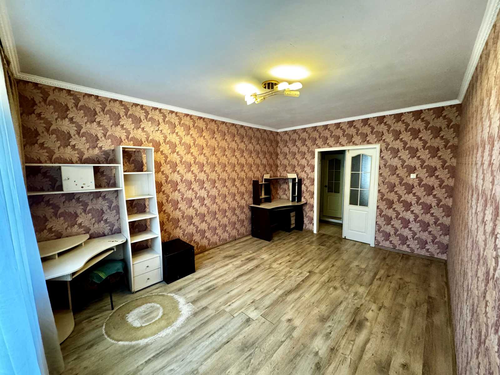 1877027858548029
