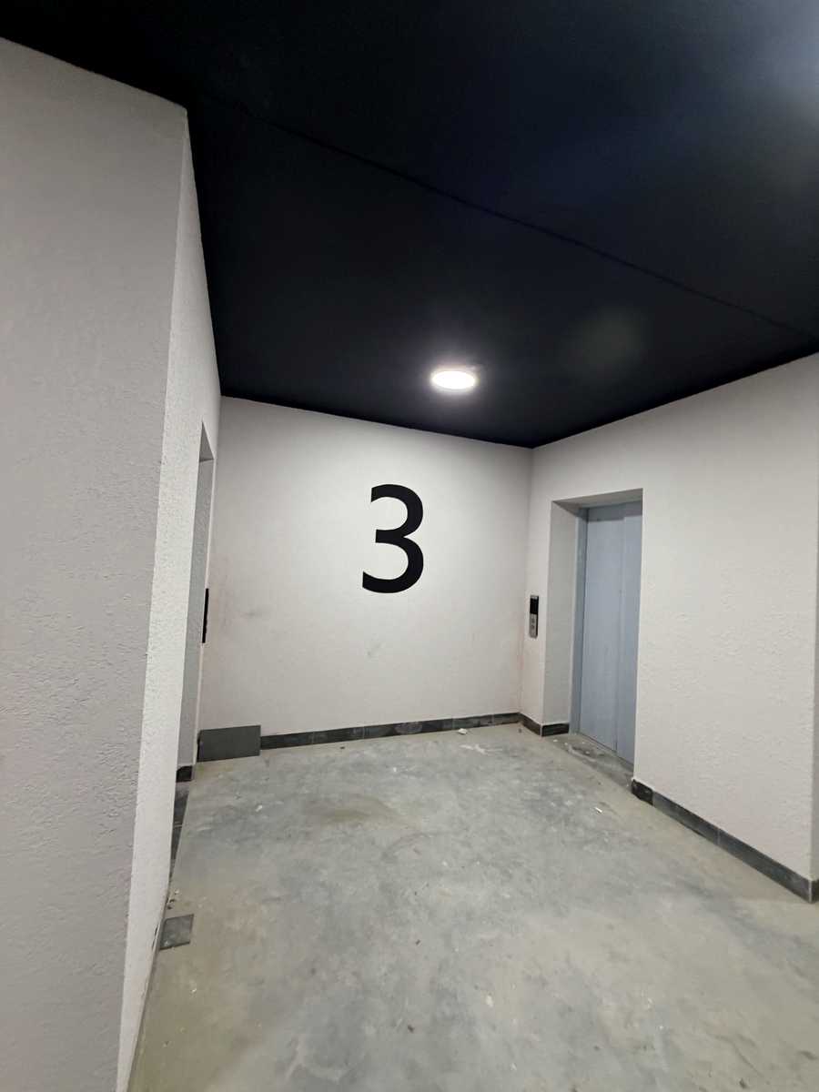 1877027875320555