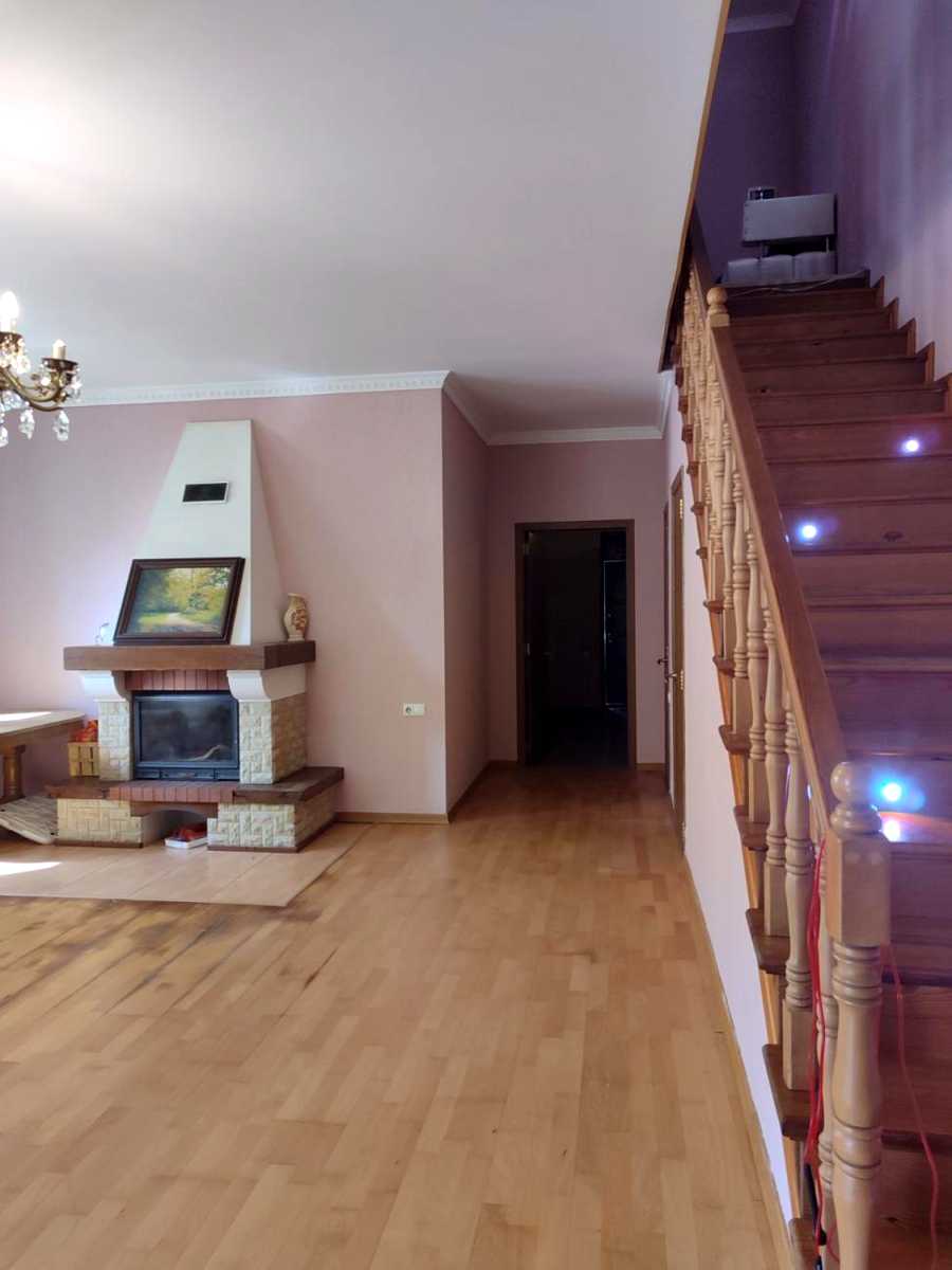 Будинок за адресою Мирний пров. (площа 310 м²) - фото 7 Будинок за адресою Мирний пров. (площа 310 м²) - Atlanta.ua - фото 7