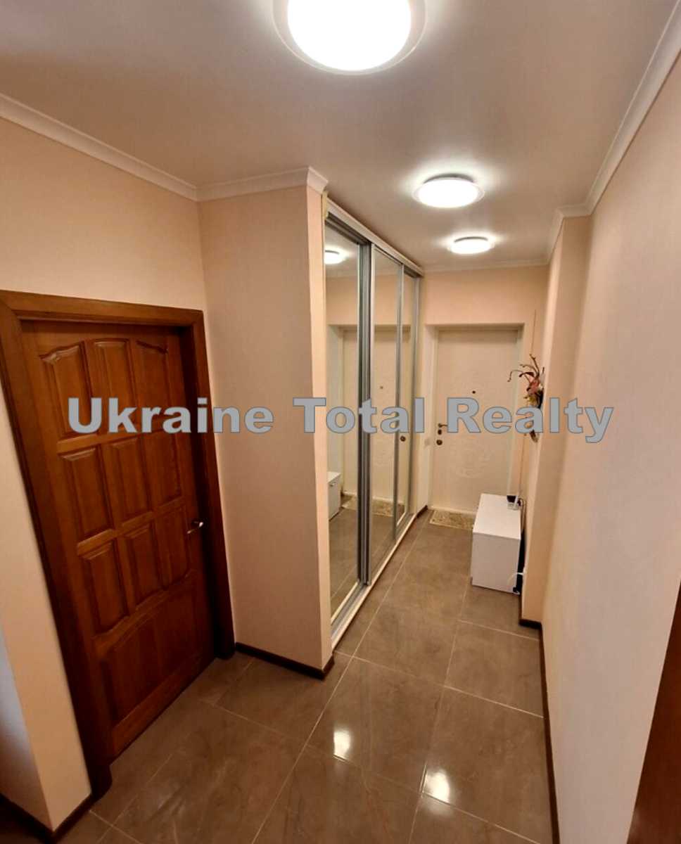 1877028469532482