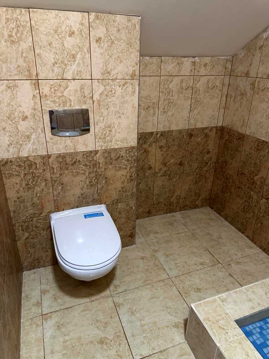 1877028493632656
