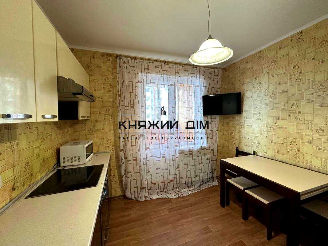 1877028565670022