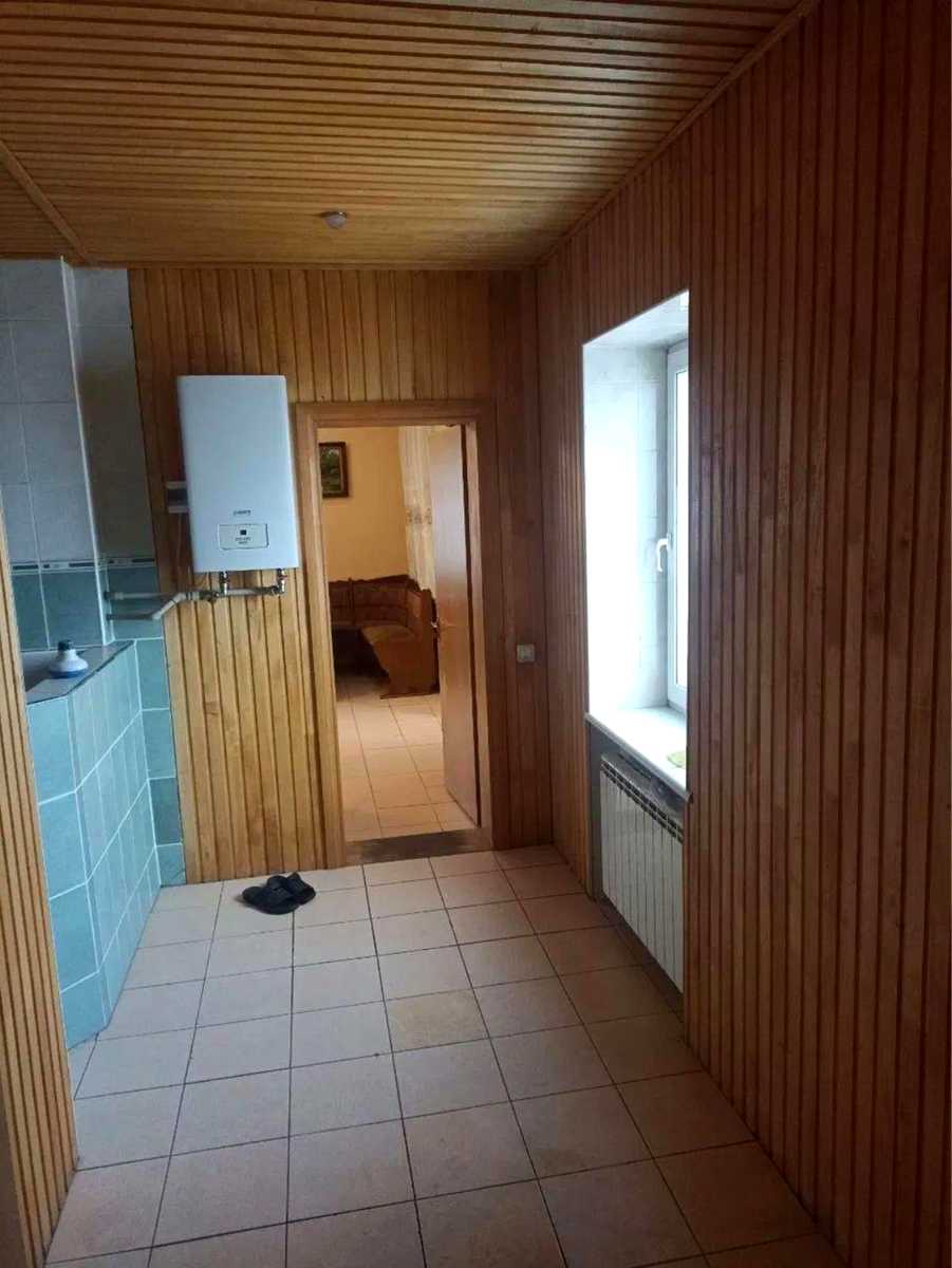 1877028854361976