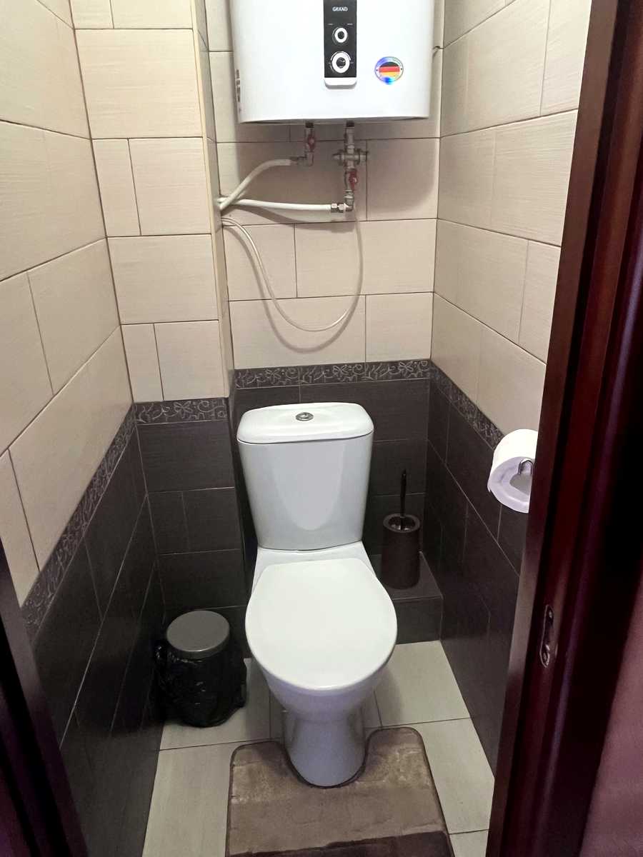 1877029794837725