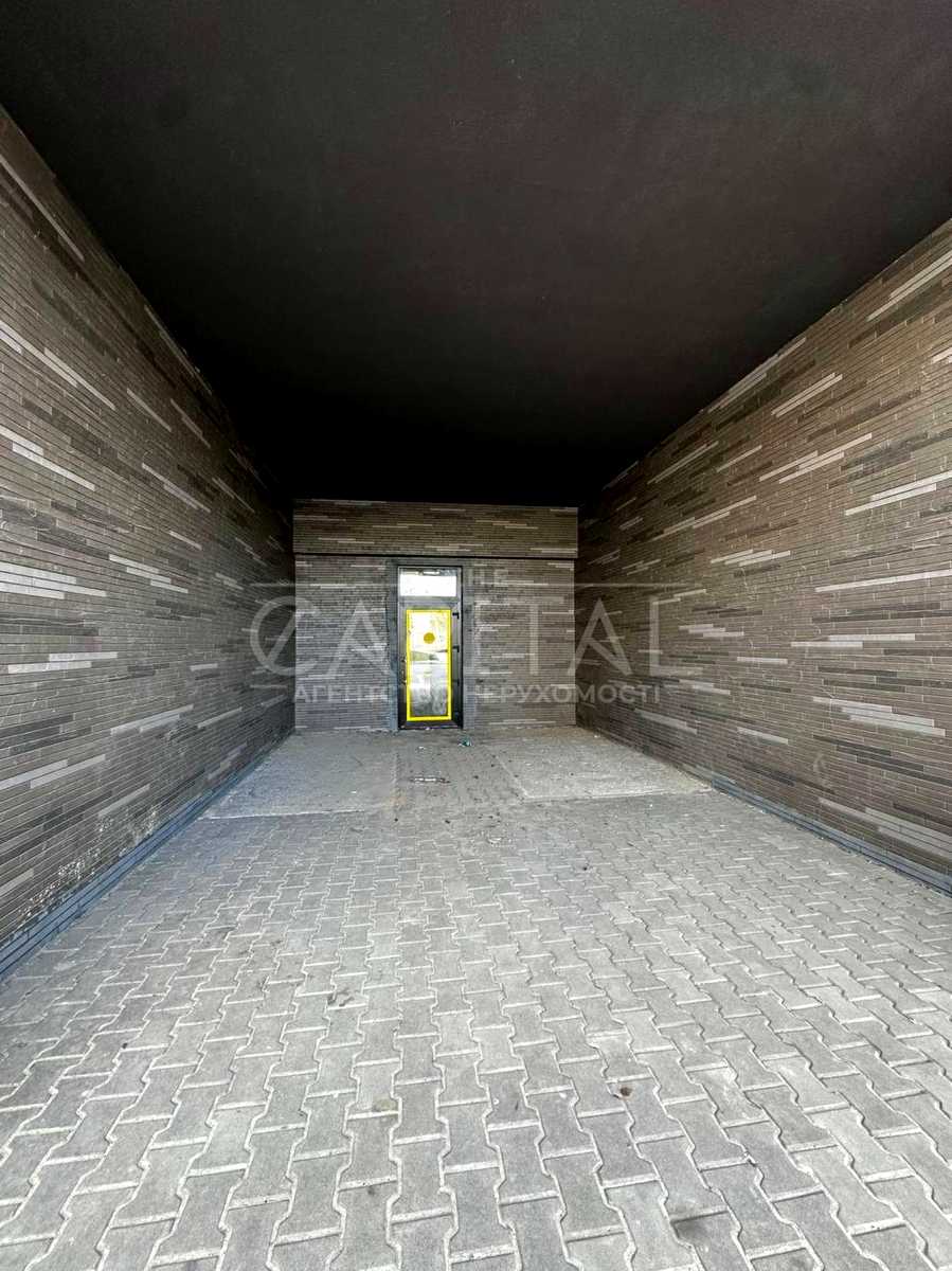 1877029843418955