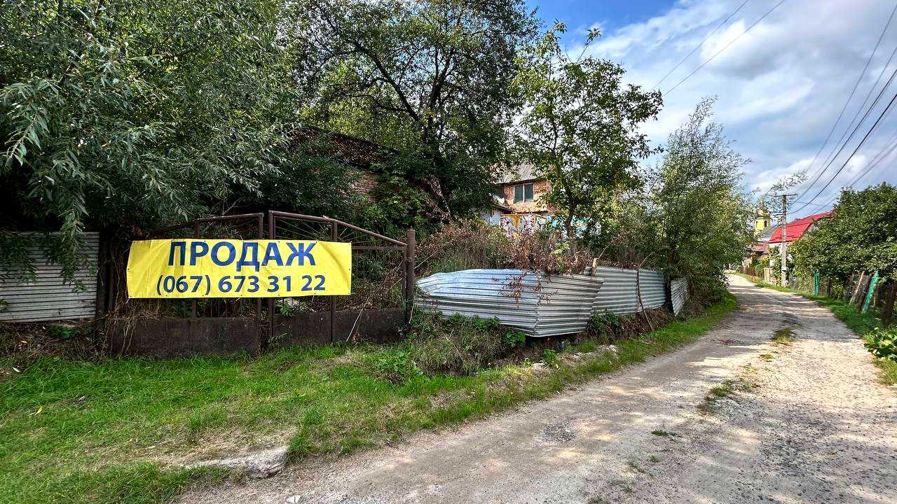 1877031067652435