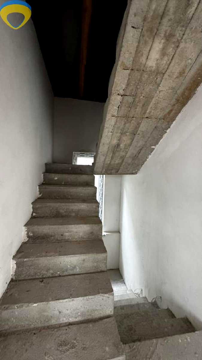 1877031117213522
