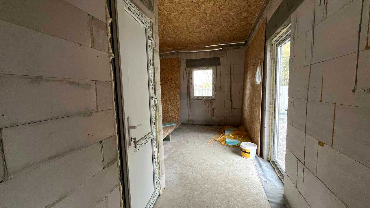 1877031126238009