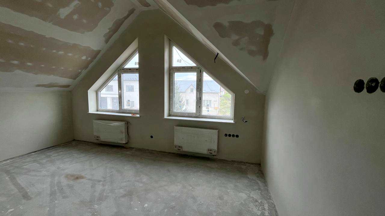 1877031126729076