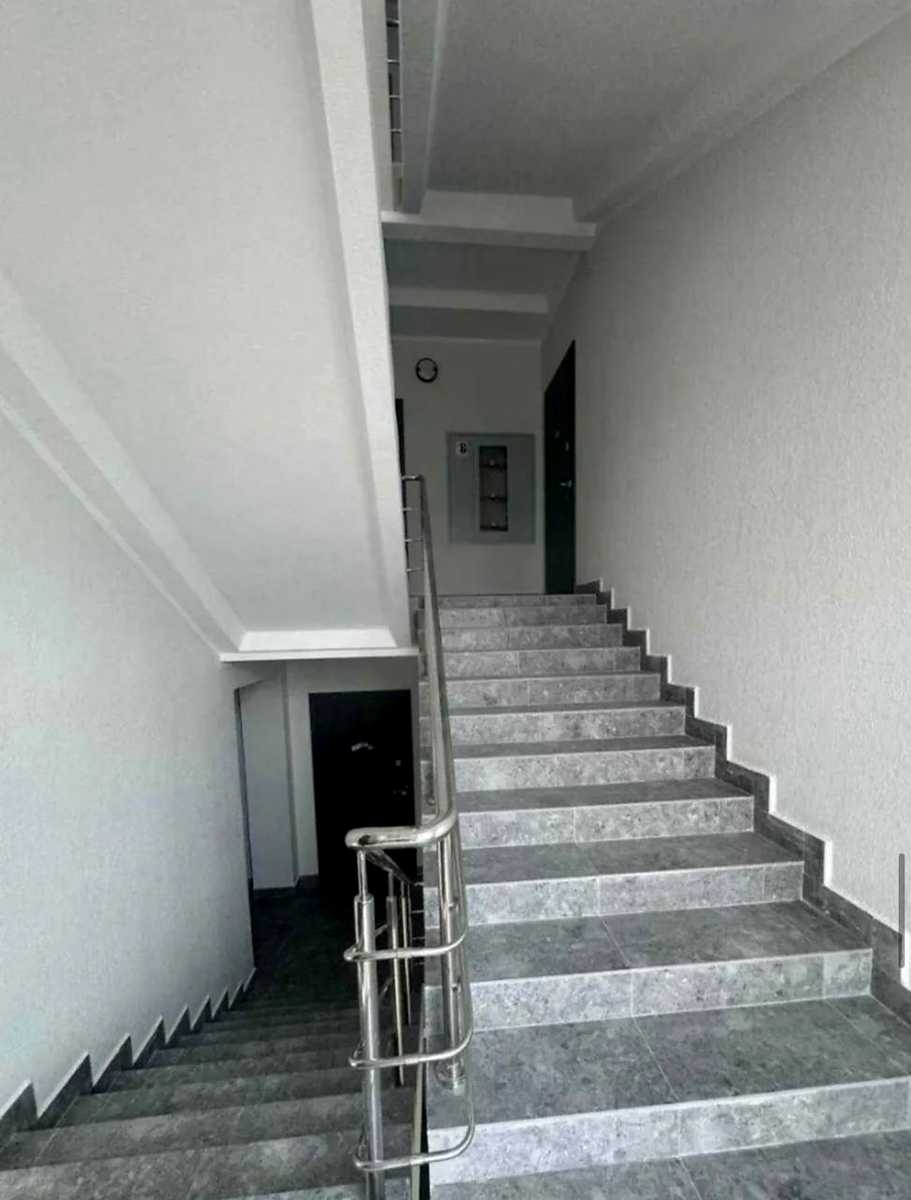 1877032028596518