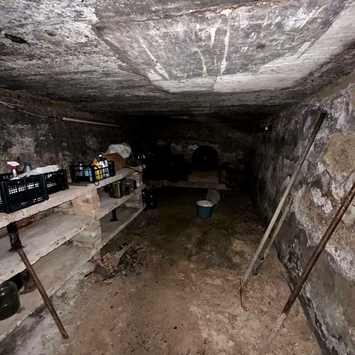 1877032319398655