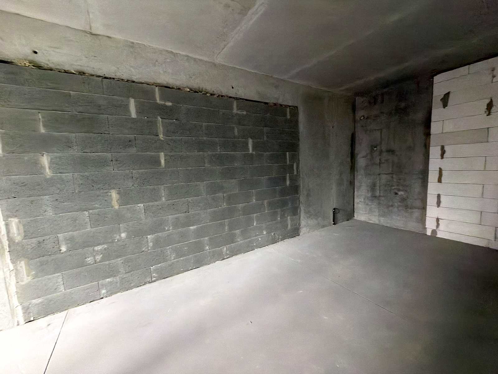 1877032598169989
