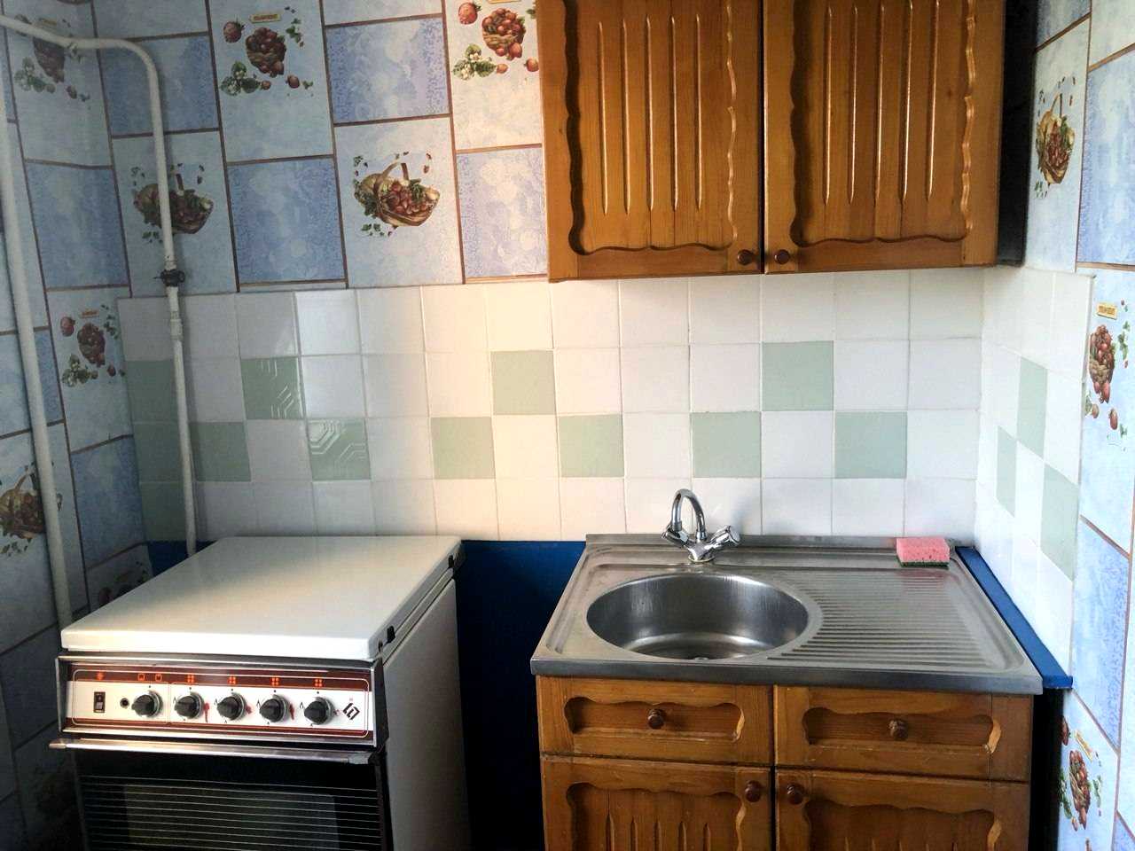 1877032866222056