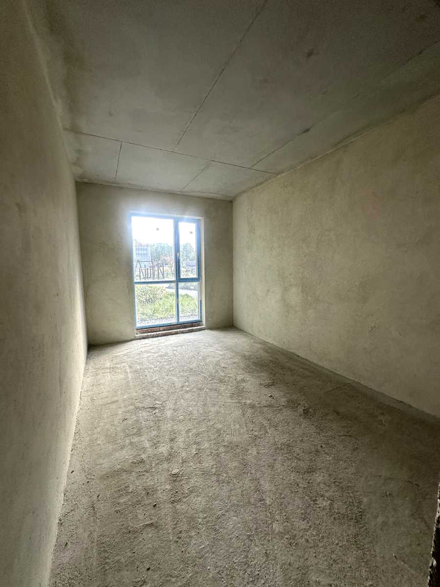 1877034067392484