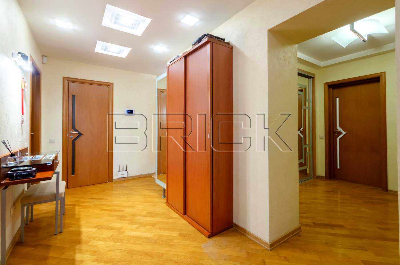 1877034742839071