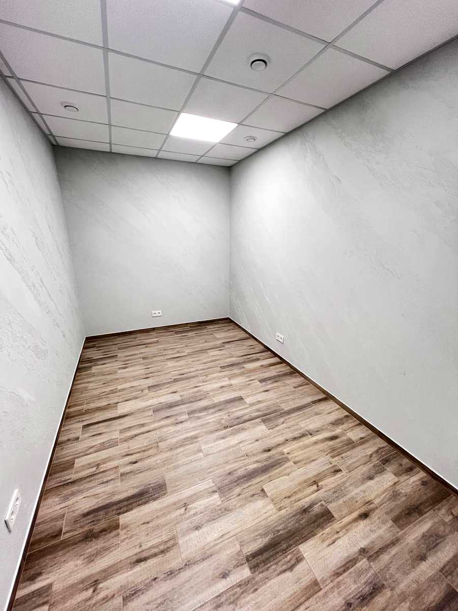 1877035573935270