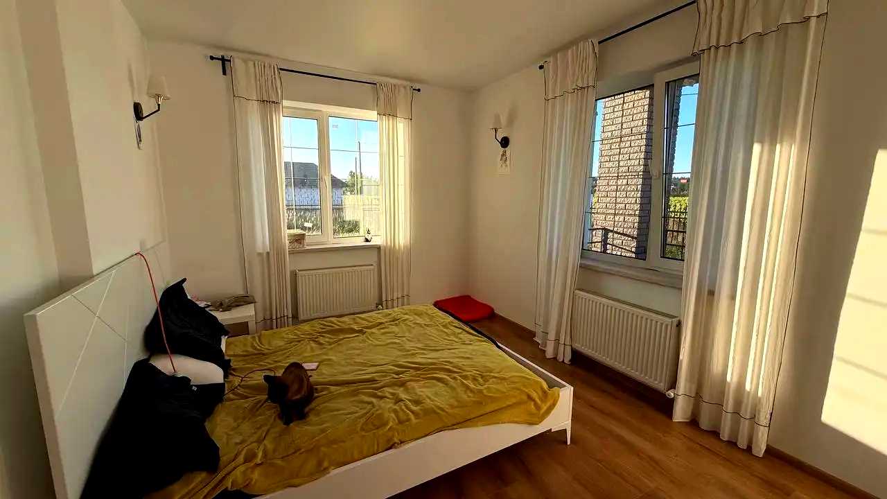 1877037066435013
