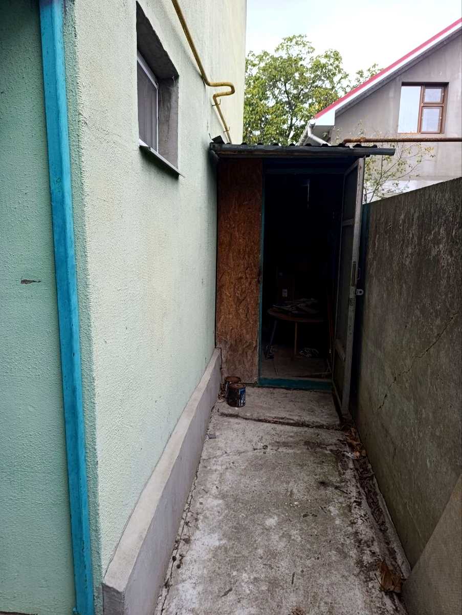 1877037303444907