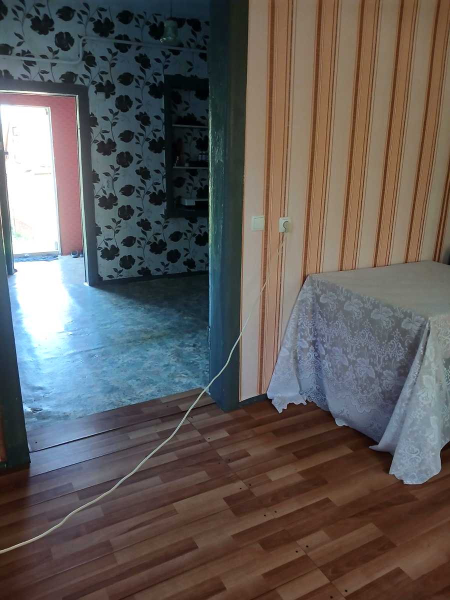 1877038035628894