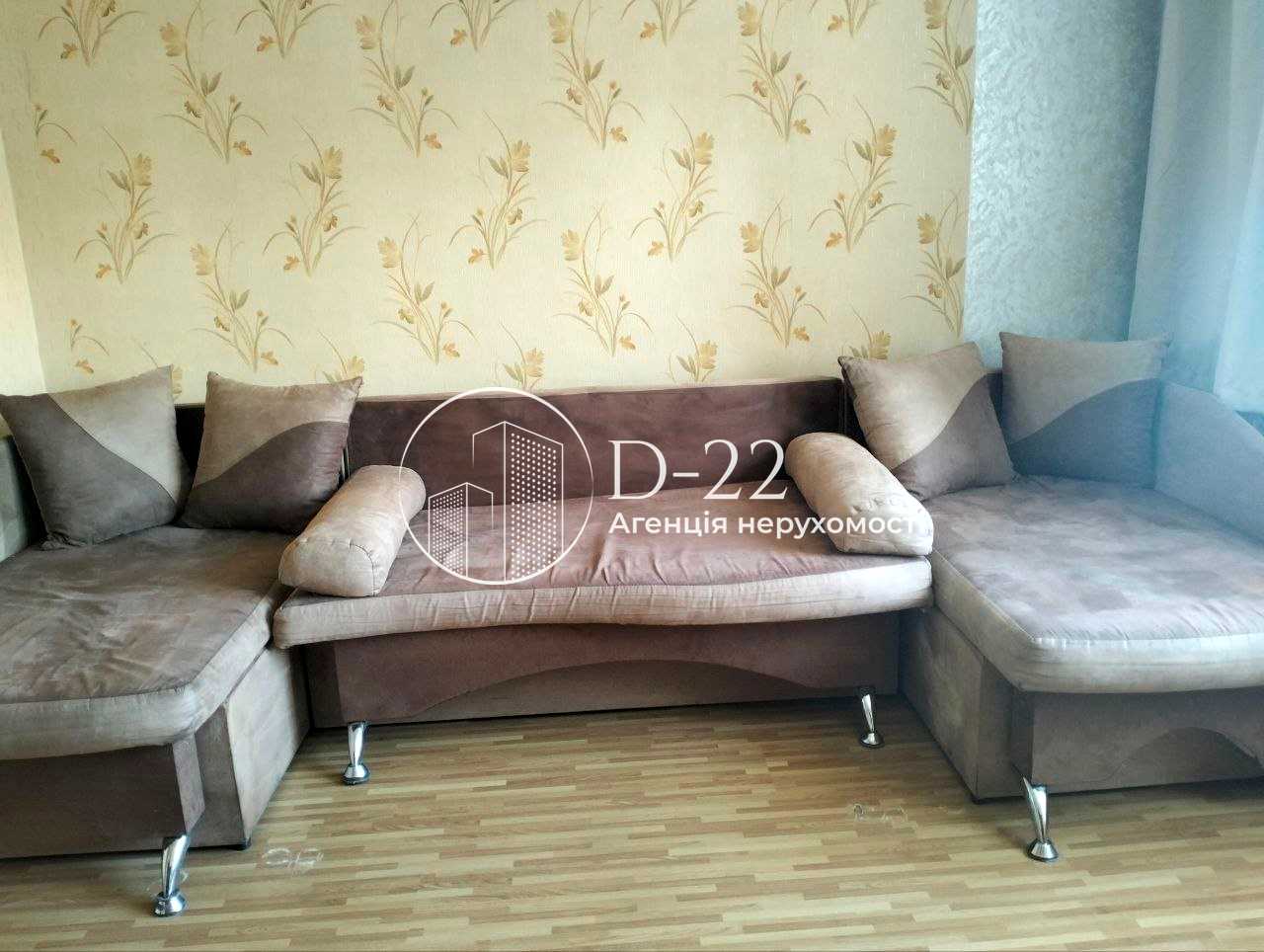 1877038498746450