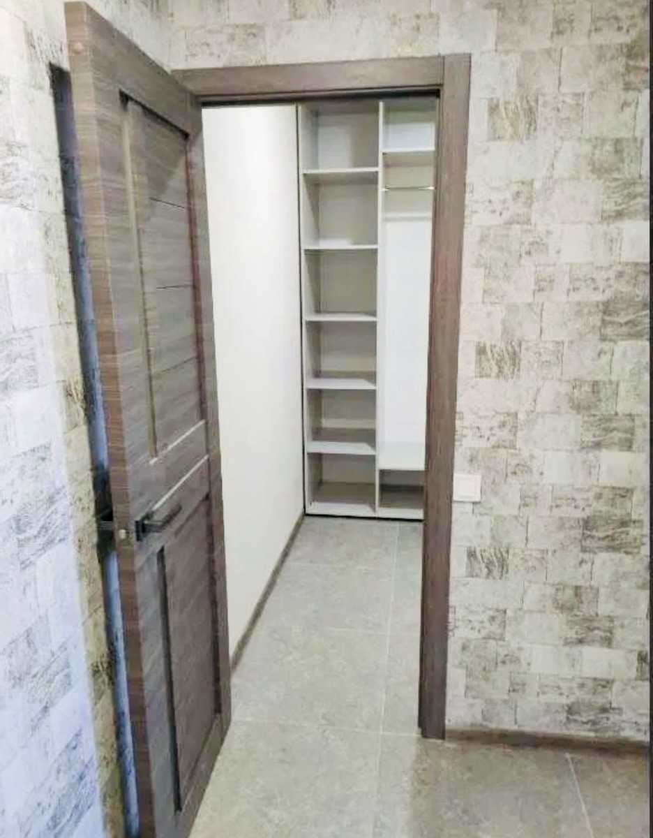 1877038669505430