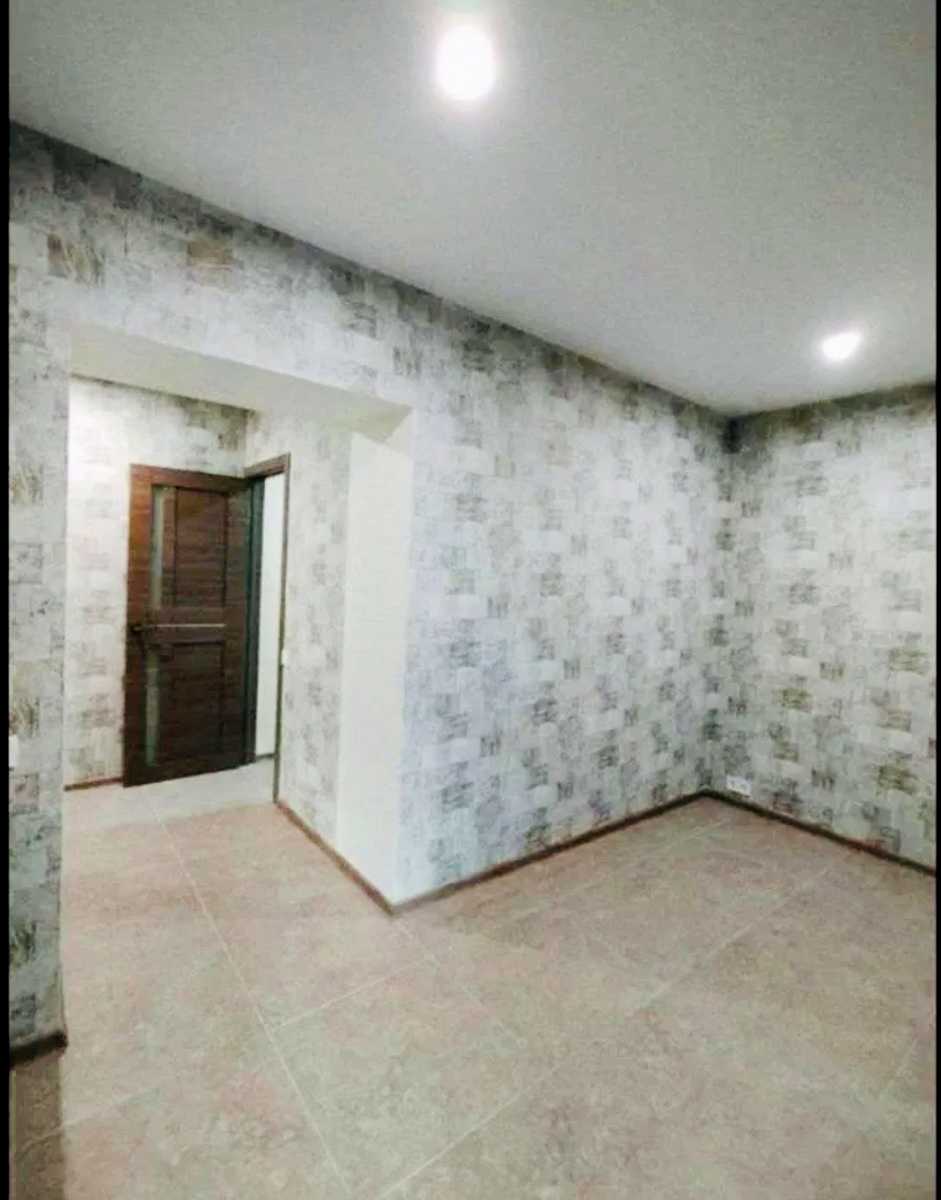 1877038702615017
