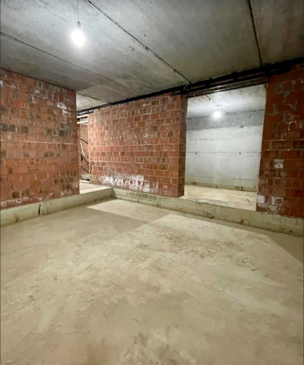 1877039366299264