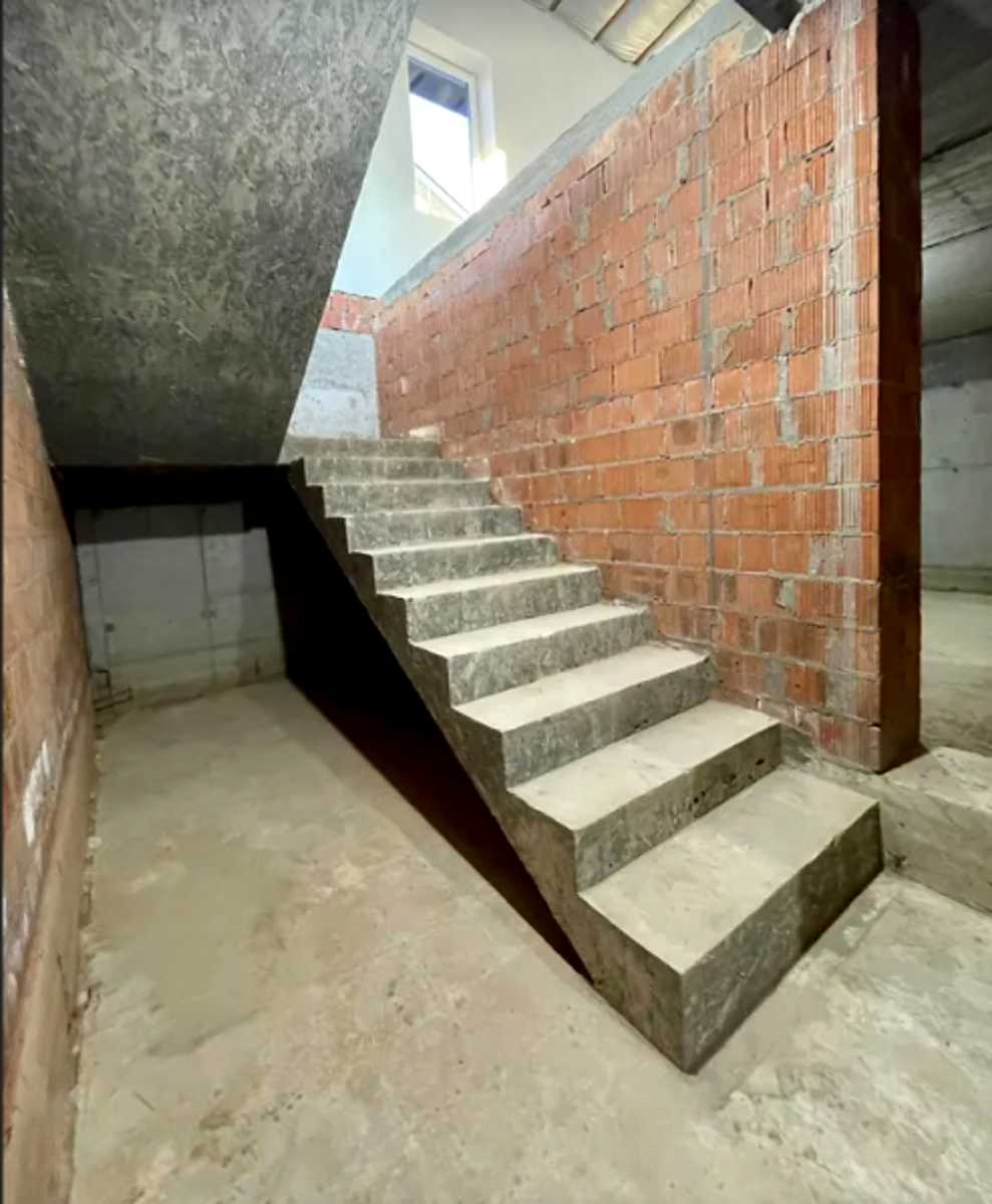 1877039367591649