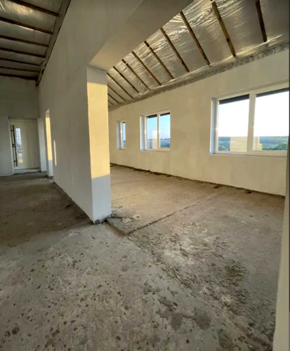 1877039368080653