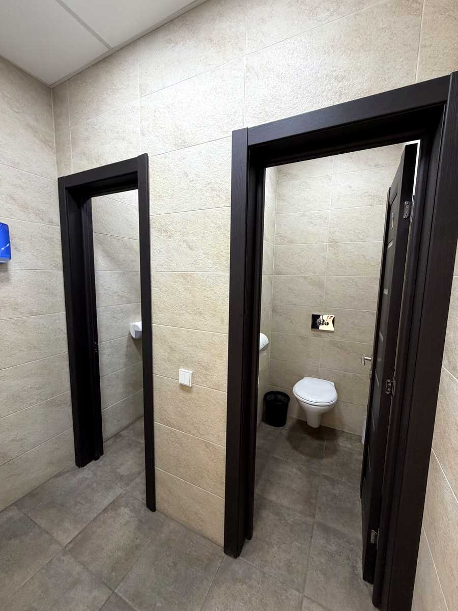 1877040407149093